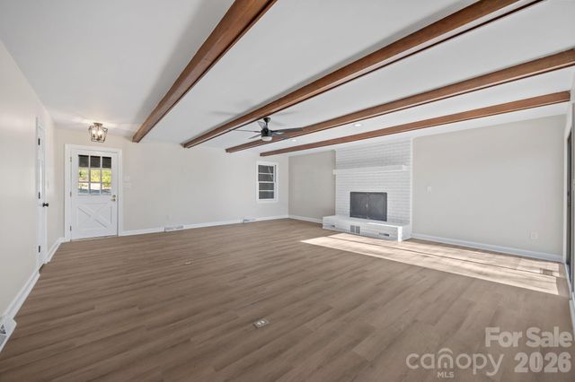 1250 Badgett Road, King, NC 27021