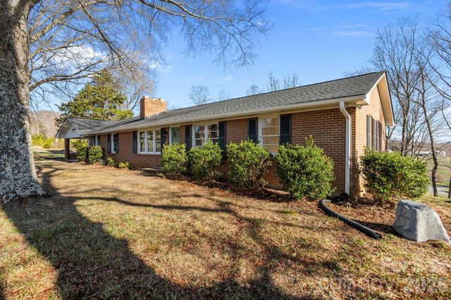 1250 Badgett Road, King, NC 27021