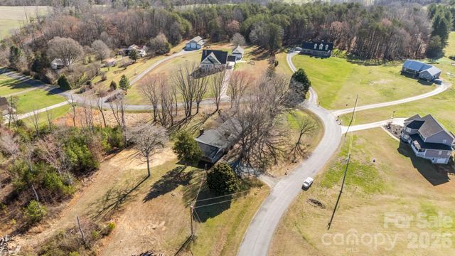 1250 Badgett Road, King, NC 27021