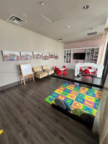 5252 NW 85th Ave 1707, Doral, FL 33166
