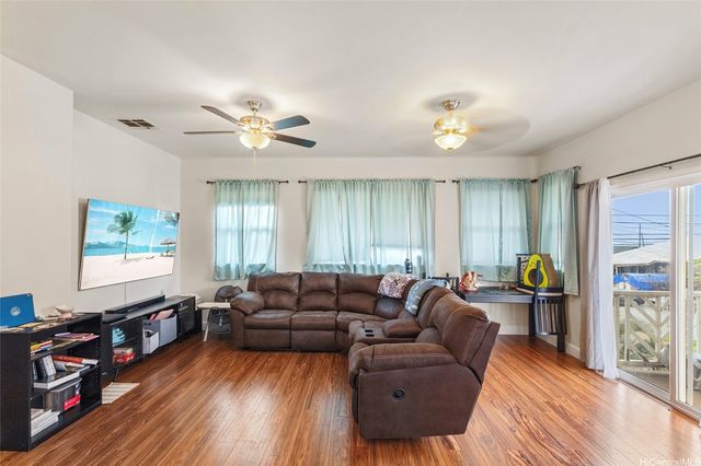 87-1720 Farrington Highway 4, Waianae, HI 96792