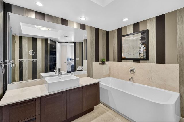 250 Sunny Isles Blvd 3-1804, Sunny Isles Beach, FL 33160