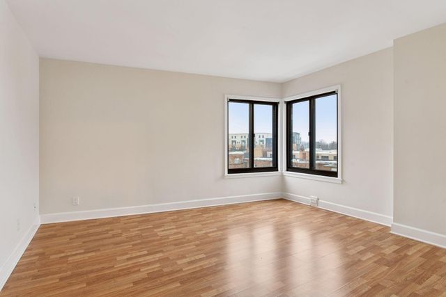 2950 Dean Parkway 603, Minneapolis, MN 55416