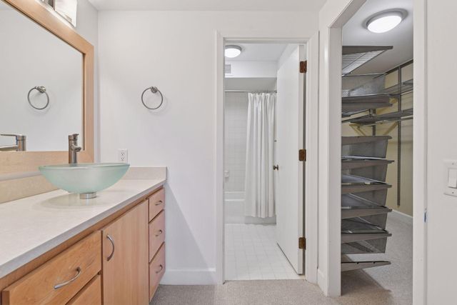 2950 Dean Parkway 603, Minneapolis, MN 55416