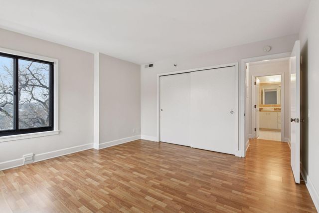 2950 Dean Parkway 603, Minneapolis, MN 55416