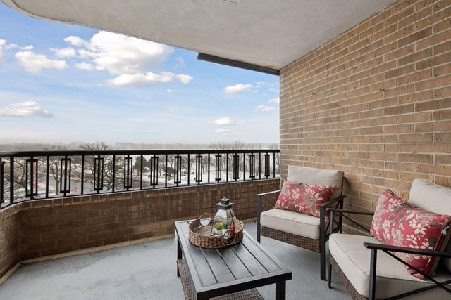 2950 Dean Parkway 603, Minneapolis, MN 55416