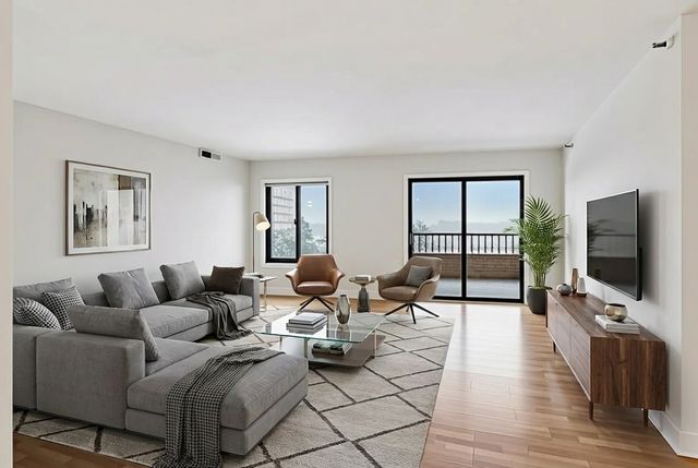 2950 Dean Parkway 603, Minneapolis, MN 55416