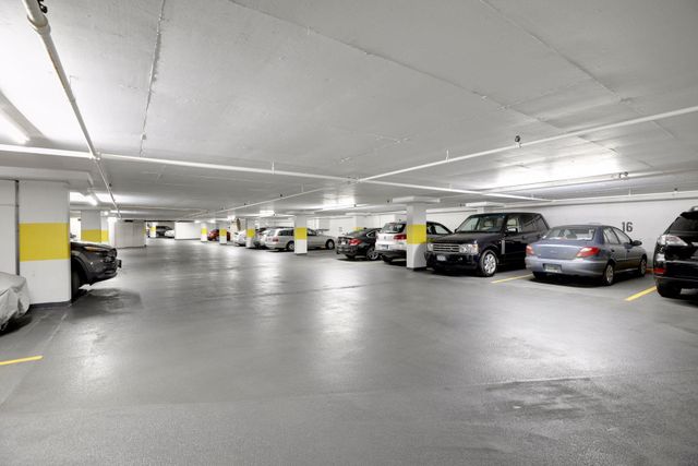 2950 Dean Parkway 603, Minneapolis, MN 55416