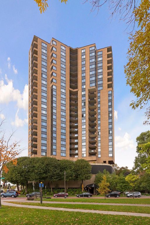 2950 Dean Parkway 603, Minneapolis, MN 55416