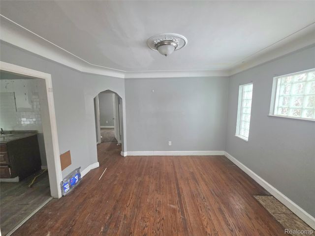 15241 Eastburn Street, Detroit, MI 48205