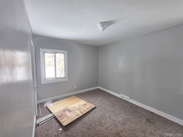 15241 Eastburn Street, Detroit, MI 48205