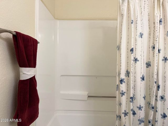 3511 E BASELINE Road 1213, Phoenix, AZ 85042