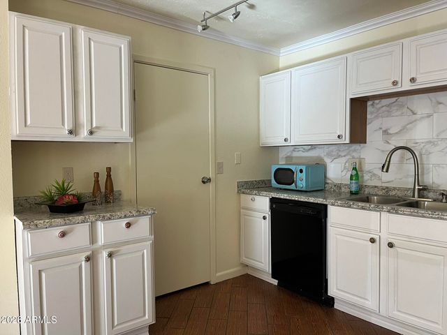 3511 E BASELINE Road 1213, Phoenix, AZ 85042