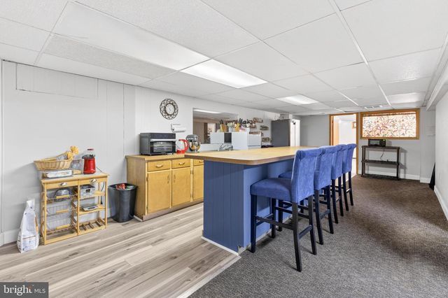 1099 CEDAR CREST DR, Lebanon, PA 17046