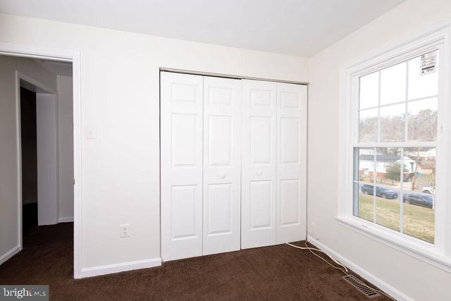 6621 GREENVALE PKWY, Riverdale, MD 20737