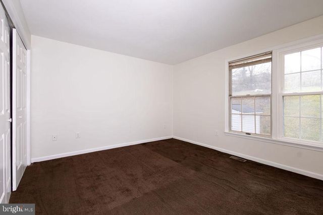 6621 GREENVALE PKWY, Riverdale, MD 20737