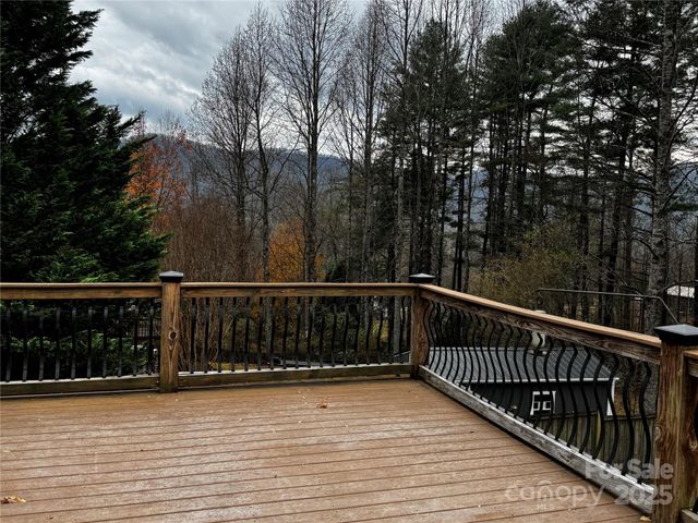 103 Redden Road, Hendersonville, NC 28739