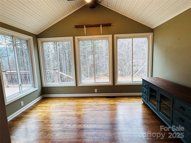 103 Redden Road, Hendersonville, NC 28739