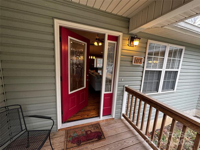 103 Redden Road, Hendersonville, NC 28739