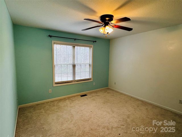 103 Redden Road, Hendersonville, NC 28739