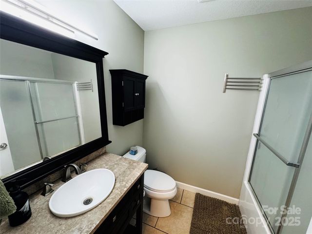 103 Redden Road, Hendersonville, NC 28739