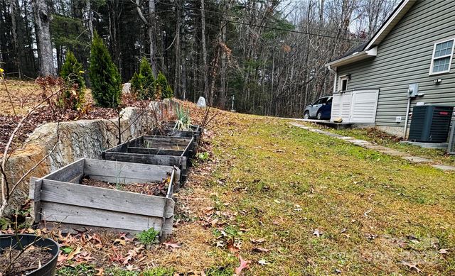 103 Redden Road, Hendersonville, NC 28739