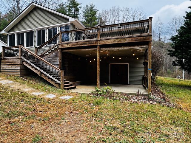 103 Redden Road, Hendersonville, NC 28739
