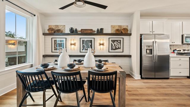 4633 Forest Hills Drive 501, North Charleston, SC 29418