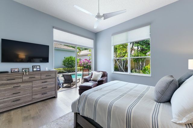 6685 NW 24th Terrace, Boca Raton, FL 33496