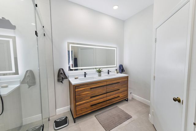 6685 NW 24th Terrace, Boca Raton, FL 33496