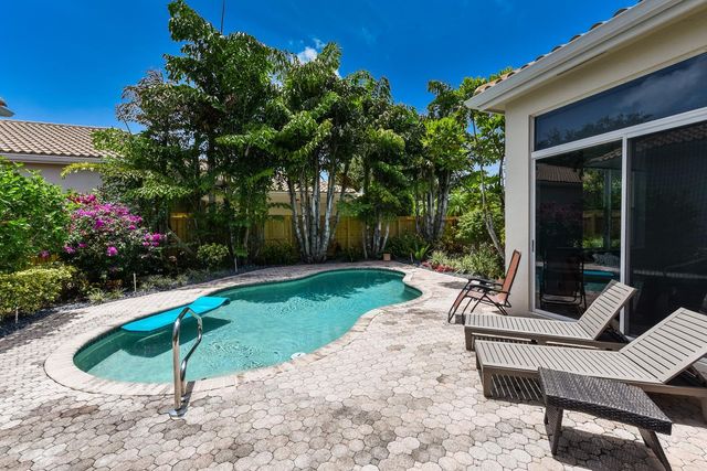 6685 NW 24th Terrace, Boca Raton, FL 33496