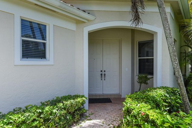 6685 NW 24th Terrace, Boca Raton, FL 33496