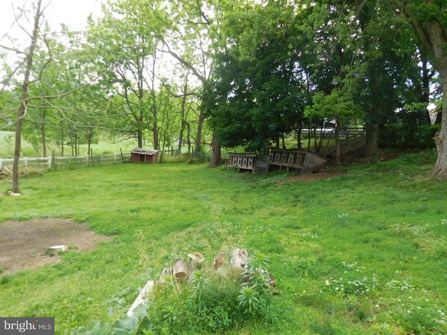 1146 GEORGETOWN RD, Christiana, PA 17509