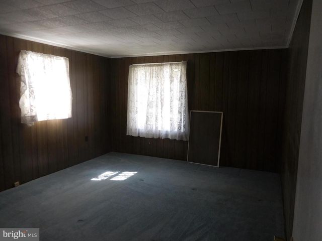 1146 GEORGETOWN RD, Christiana, PA 17509