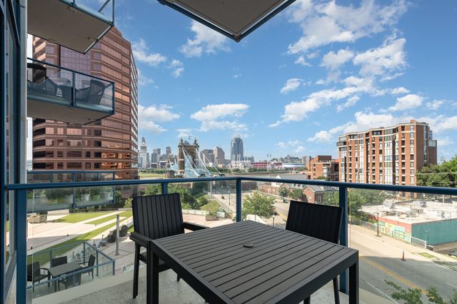 1 Roebling Way, 405, Covington, KY 41011