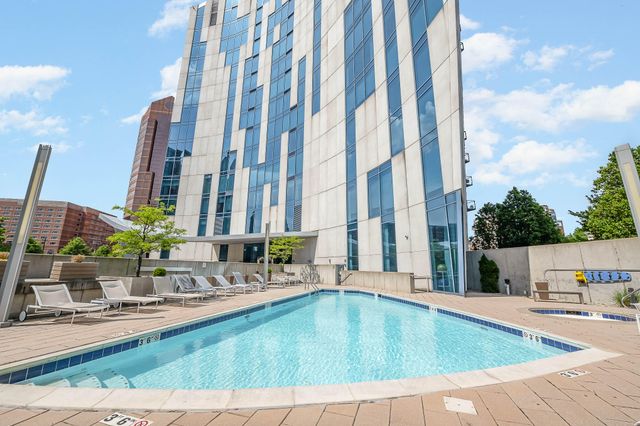 1 Roebling Way, 405, Covington, KY 41011