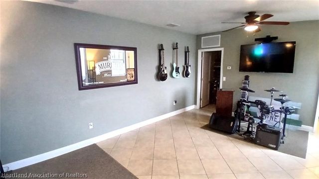 511 Lake Saddlebags Drive, Lake Placid, FL 33852