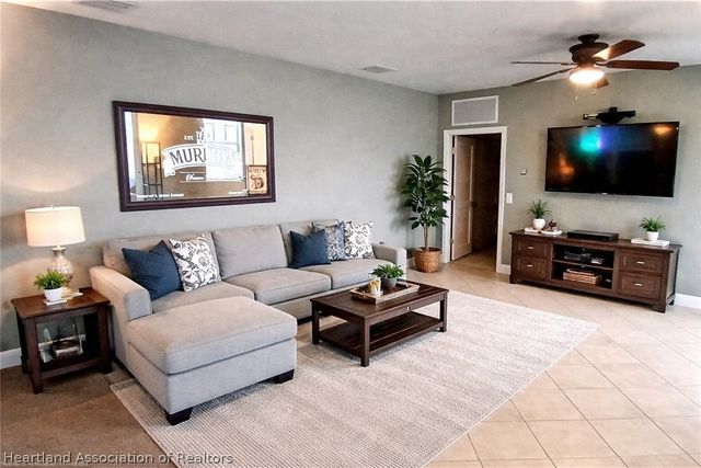 511 Lake Saddlebags Drive, Lake Placid, FL 33852