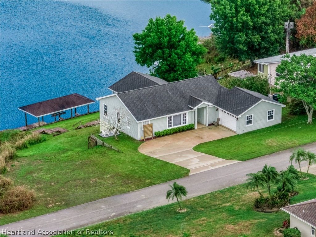 511 Lake Saddlebags Drive, Lake Placid, FL 33852