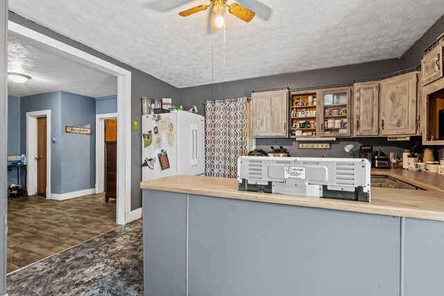 319 E Oak Street, Rensselaer, IN 47978