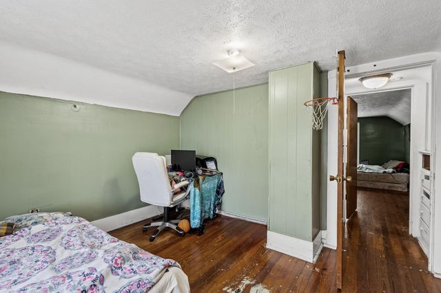 319 E Oak Street, Rensselaer, IN 47978