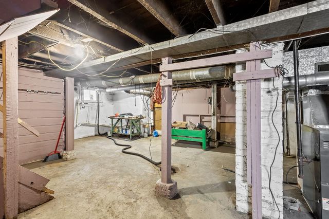 319 E Oak Street, Rensselaer, IN 47978