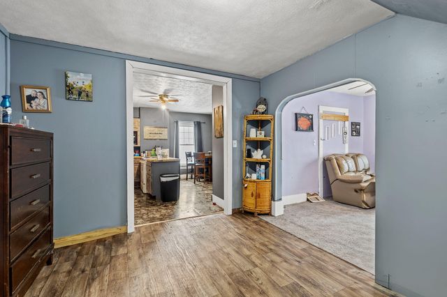 319 E Oak Street, Rensselaer, IN 47978