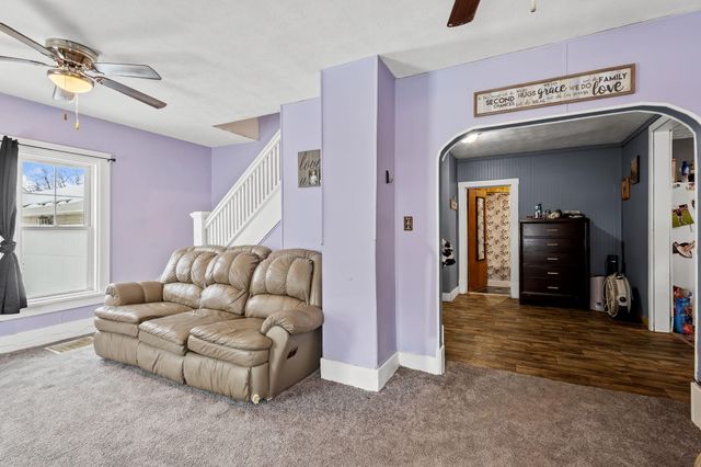 319 E Oak Street, Rensselaer, IN 47978