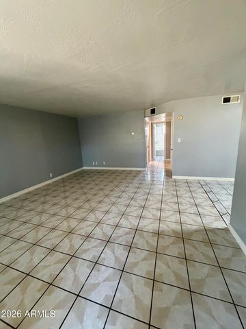 1111 E TURNEY Avenue 23, Phoenix, AZ 85014