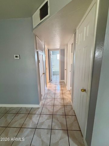 1111 E TURNEY Avenue 23, Phoenix, AZ 85014