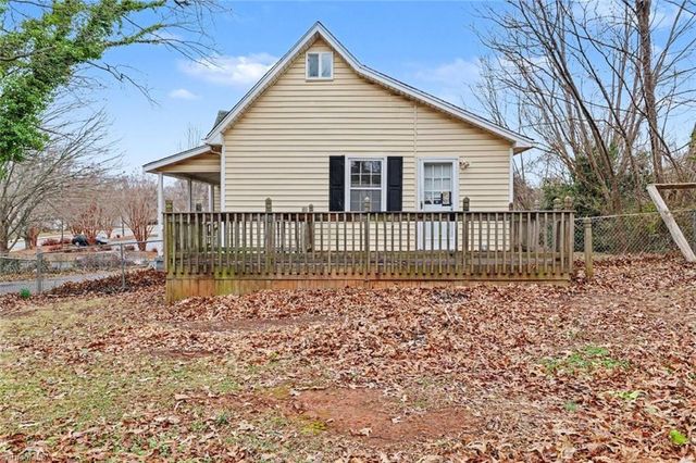 907 Watkins Street, Greensboro, NC 27407