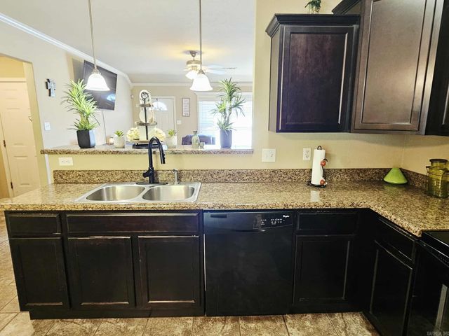 12104 Big Ridge Circle, Shannon Hills, AR 72002