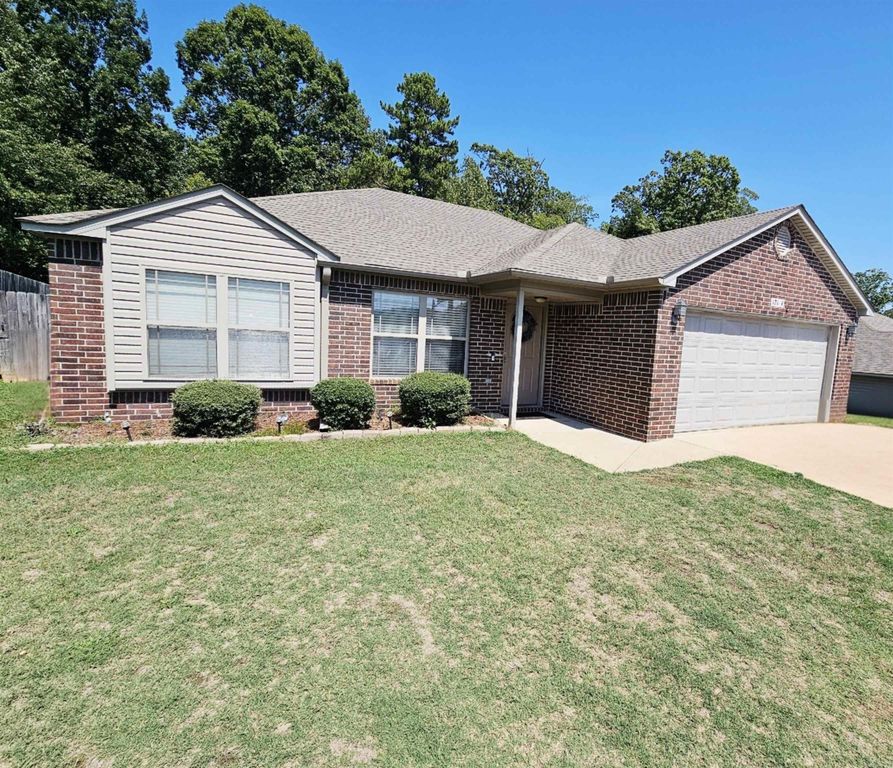 12104 Big Ridge Circle, Shannon Hills, AR 72002