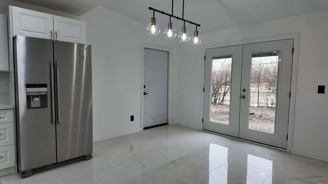 313 Louis Road, Joliet, IL 60433